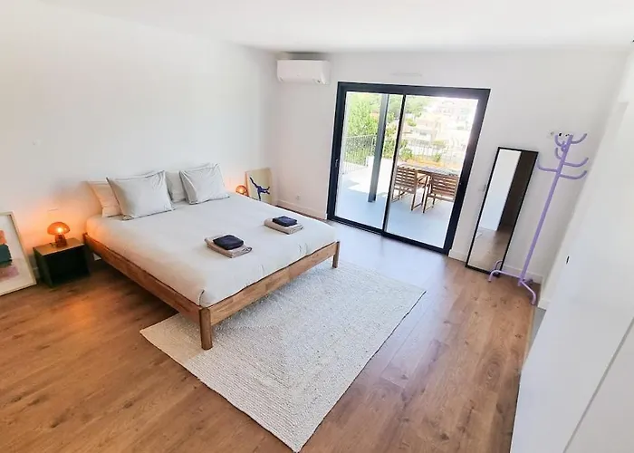 Sunlit Patio Retreat Near Ericeira By Lisbeyond Lejlighed Carvoeira